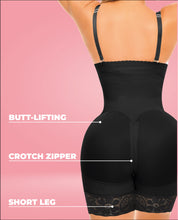 Load image into Gallery viewer, Bootylicious line for enhanced buttocks and ultra waist with two sizes larger in the hips. Short Leg-1570